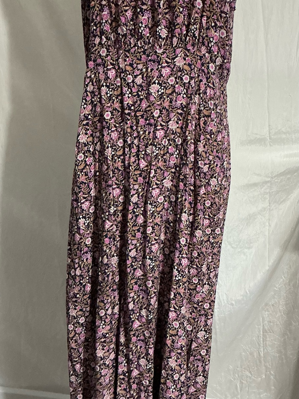 Smocked Floral Pink Maxi Dress with Stretch Waist - Picture 4 of 11